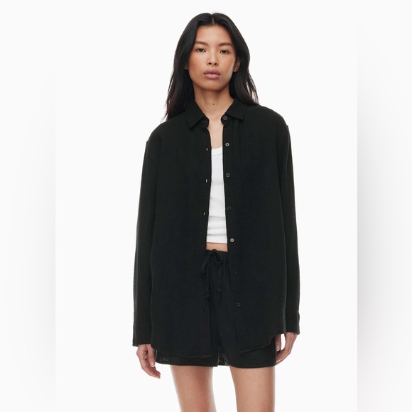 Aritzia Tops - Aritzia Wilfred Free Organic Cotton Sail Shirt